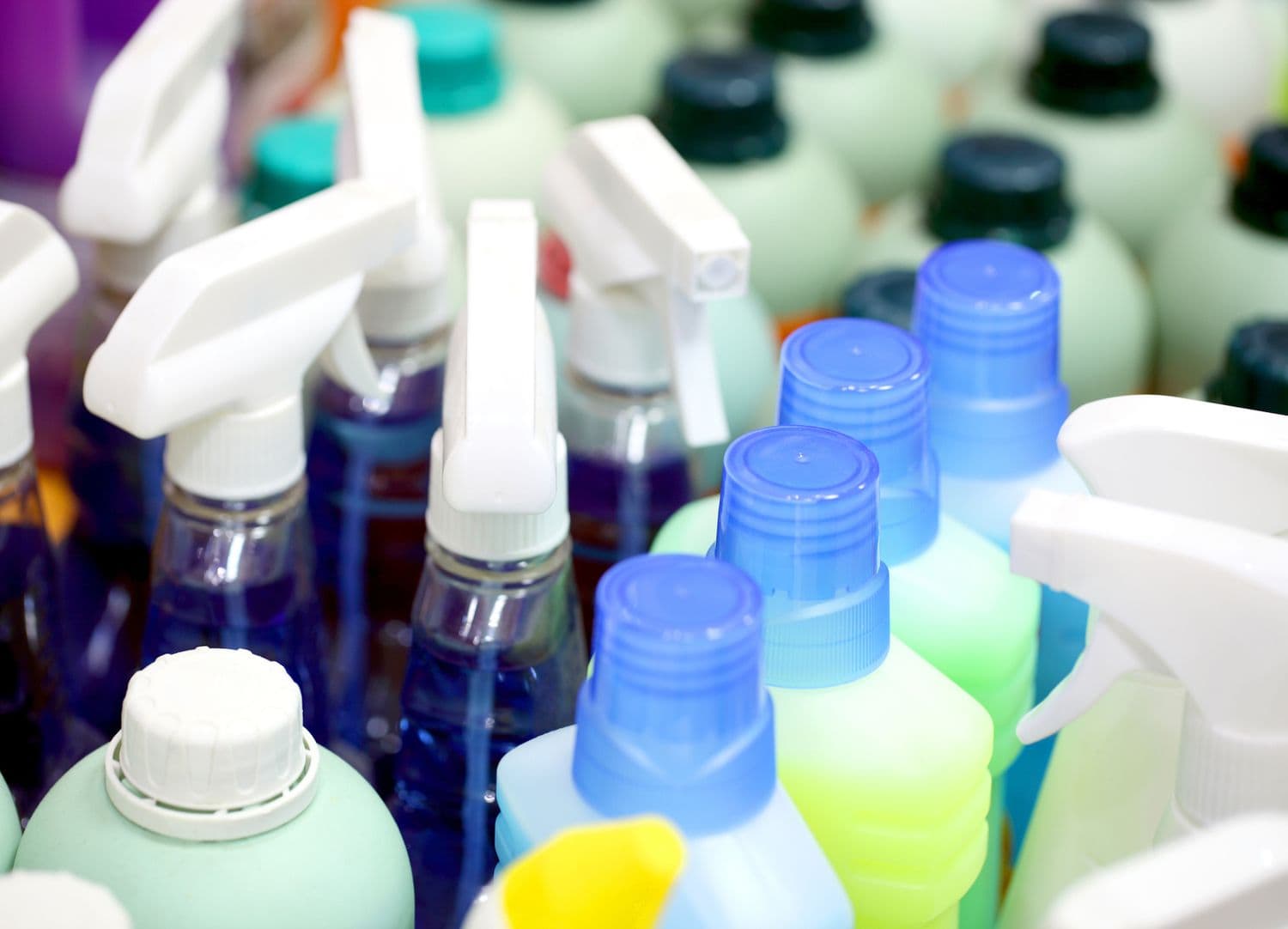 Household Chemicals You Should Never Mix