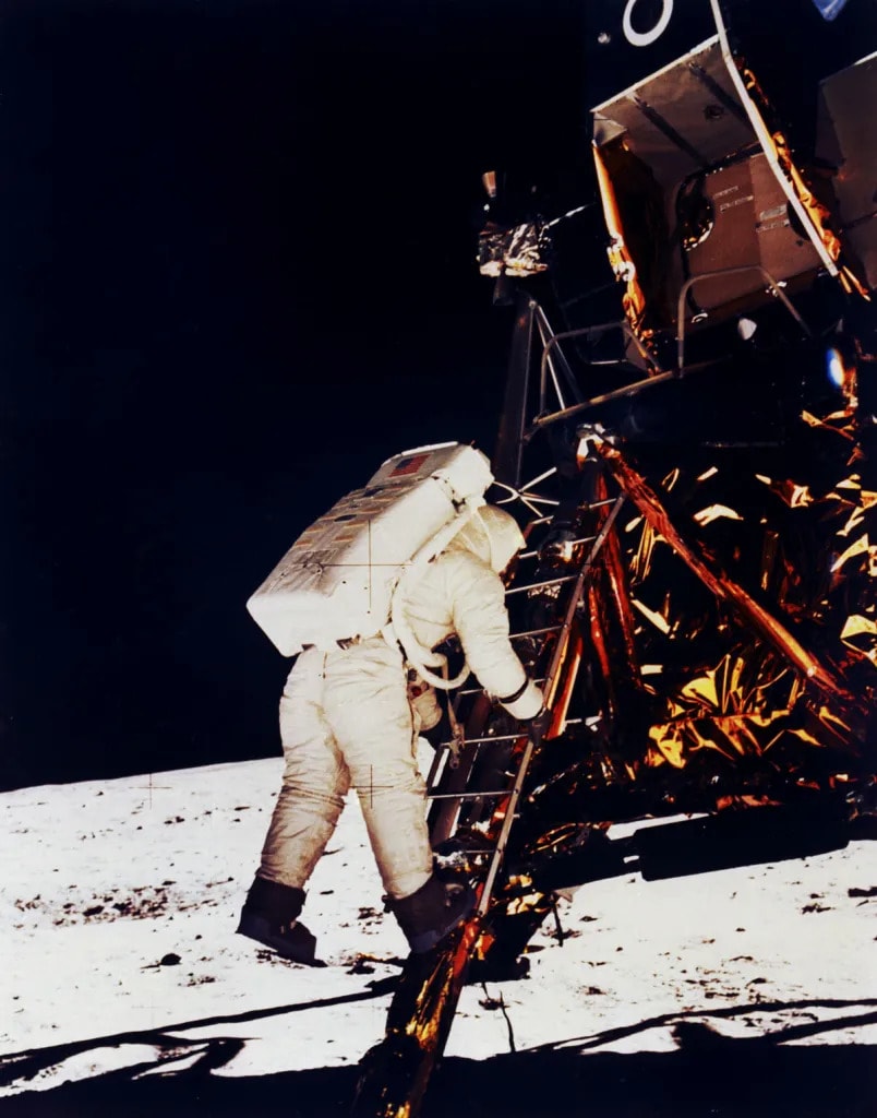 31 Facts That Prove the Moon Landing Wasn’t a Hoax