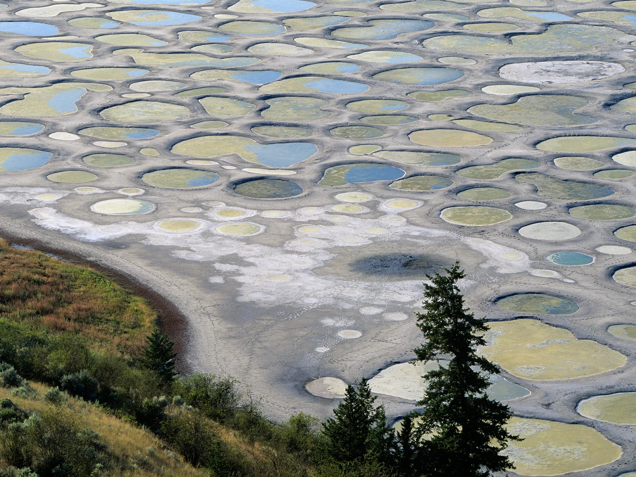 Alien Landscapes on Earth: Unbelievable Photos of Otherworldly Places