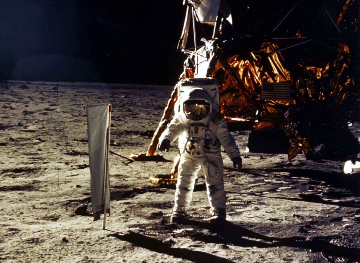 31 Facts That Prove the Moon Landing Wasn’t a Hoax