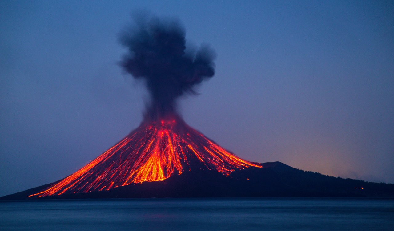 The Most Infamous Volcano Eruptions In History