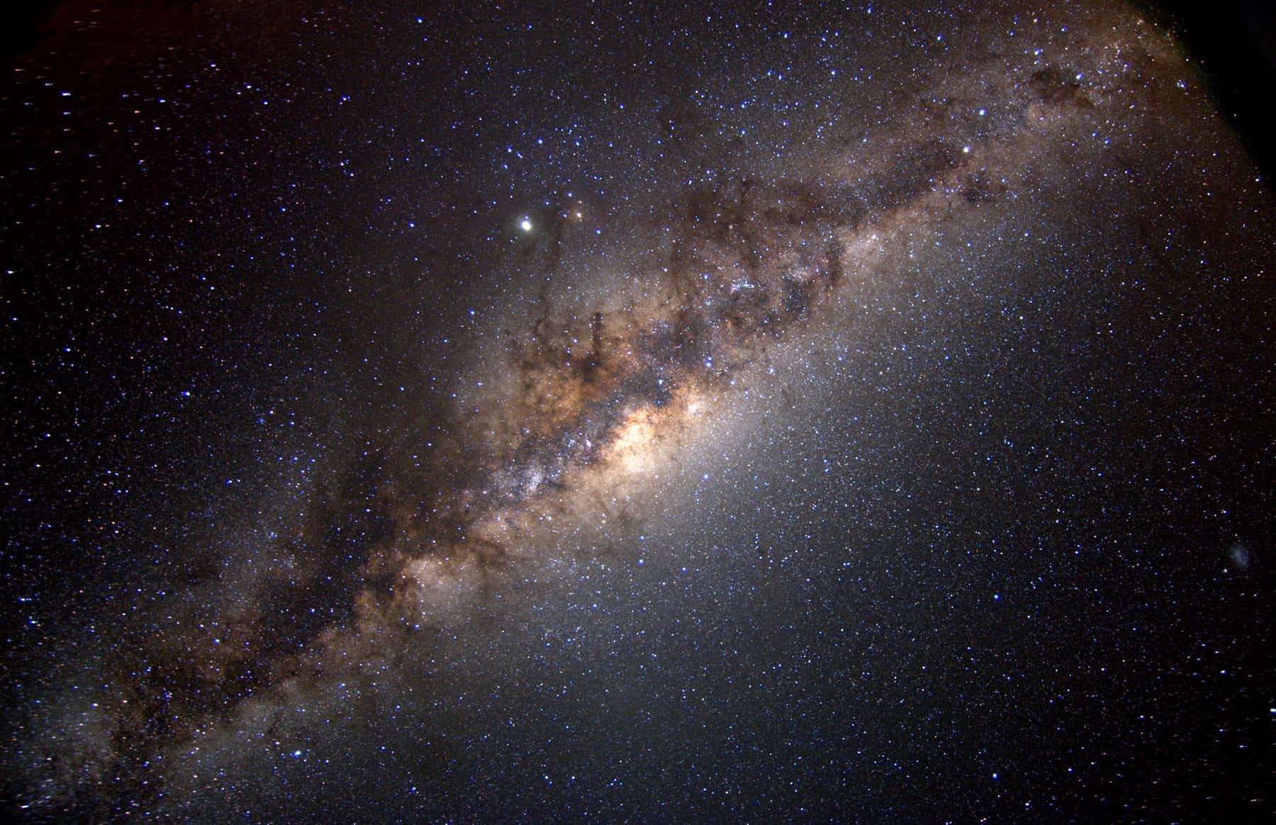 20 Facts About the Milky Way that Are Out of this World