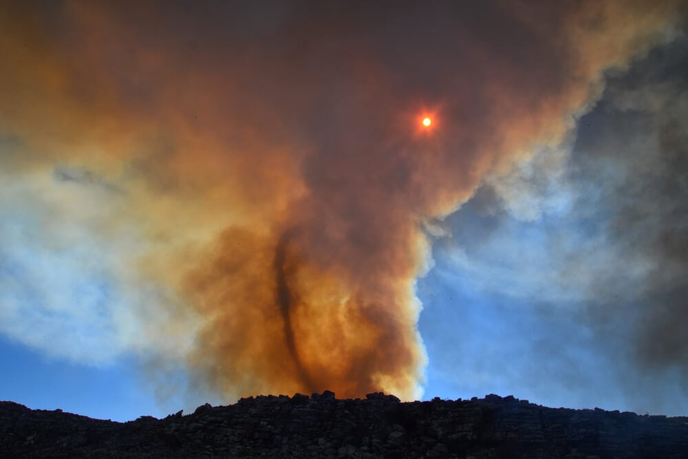 World’s Strangest Weather Phenomena And How They Happen